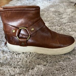 Frye short boots